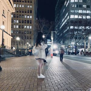 Meet your Posher, Văn phụng